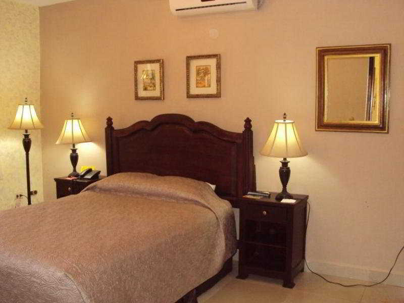 מנאגווה Hotel Aloha מראה חיצוני תמונה